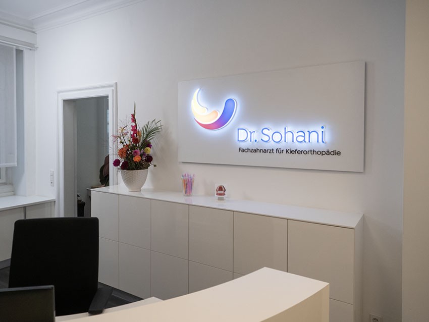 Sohani Dr. Praxis Fotos bearbeitet 0000 P1144071.psd