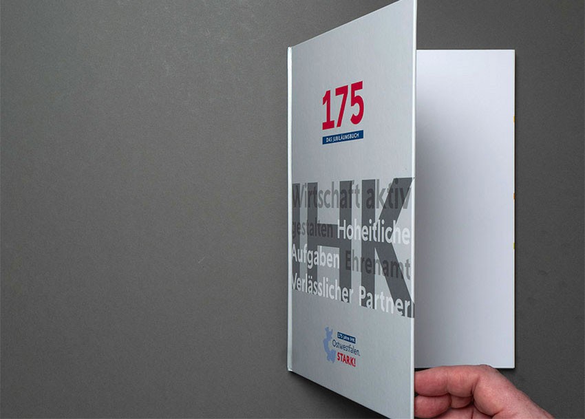 Jubila  umsbuch IHK 0003 P1155851.RW2