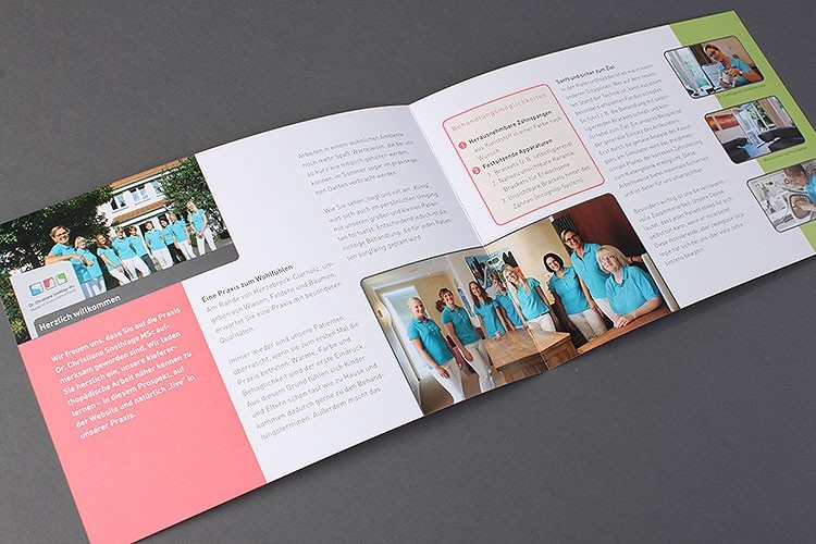07 praxisfolder innen